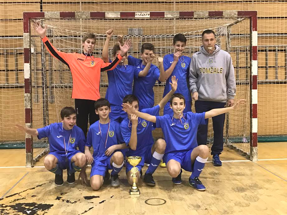 U13