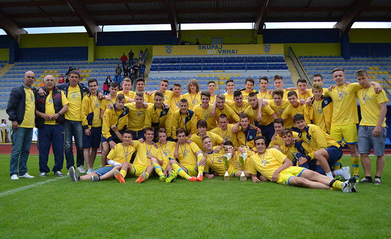 Kadeti in mladinci državni prvaki 2013/2014