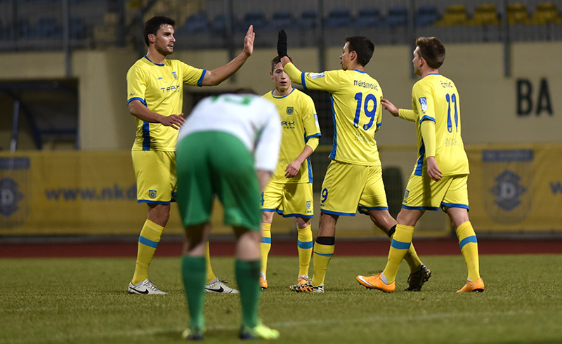 Naemanja Maksimović