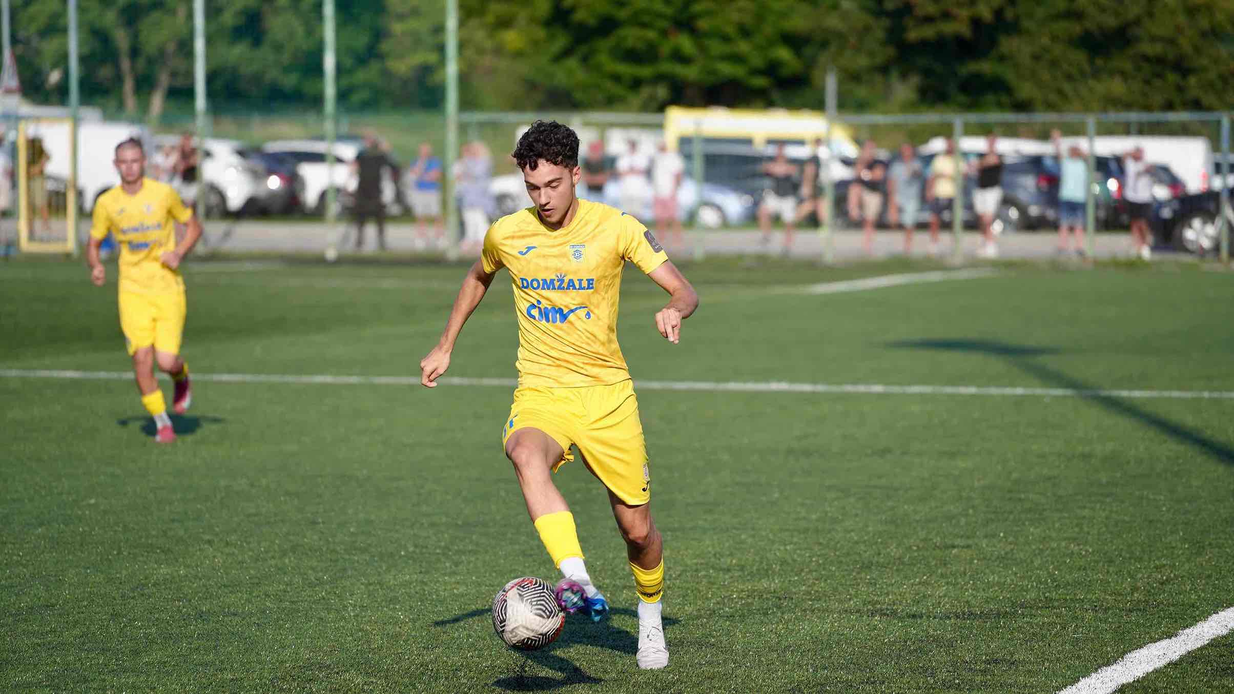 Mladinci proti Radomljam